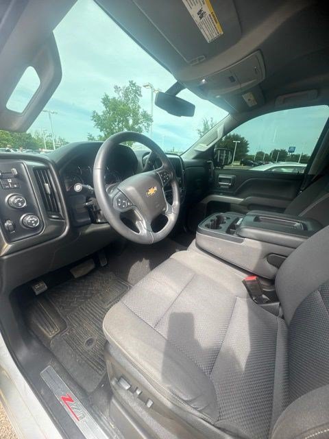 Used 2018 Chevrolet Silverado 1500 LT w/ All Star Edition AWD/4WD image 18