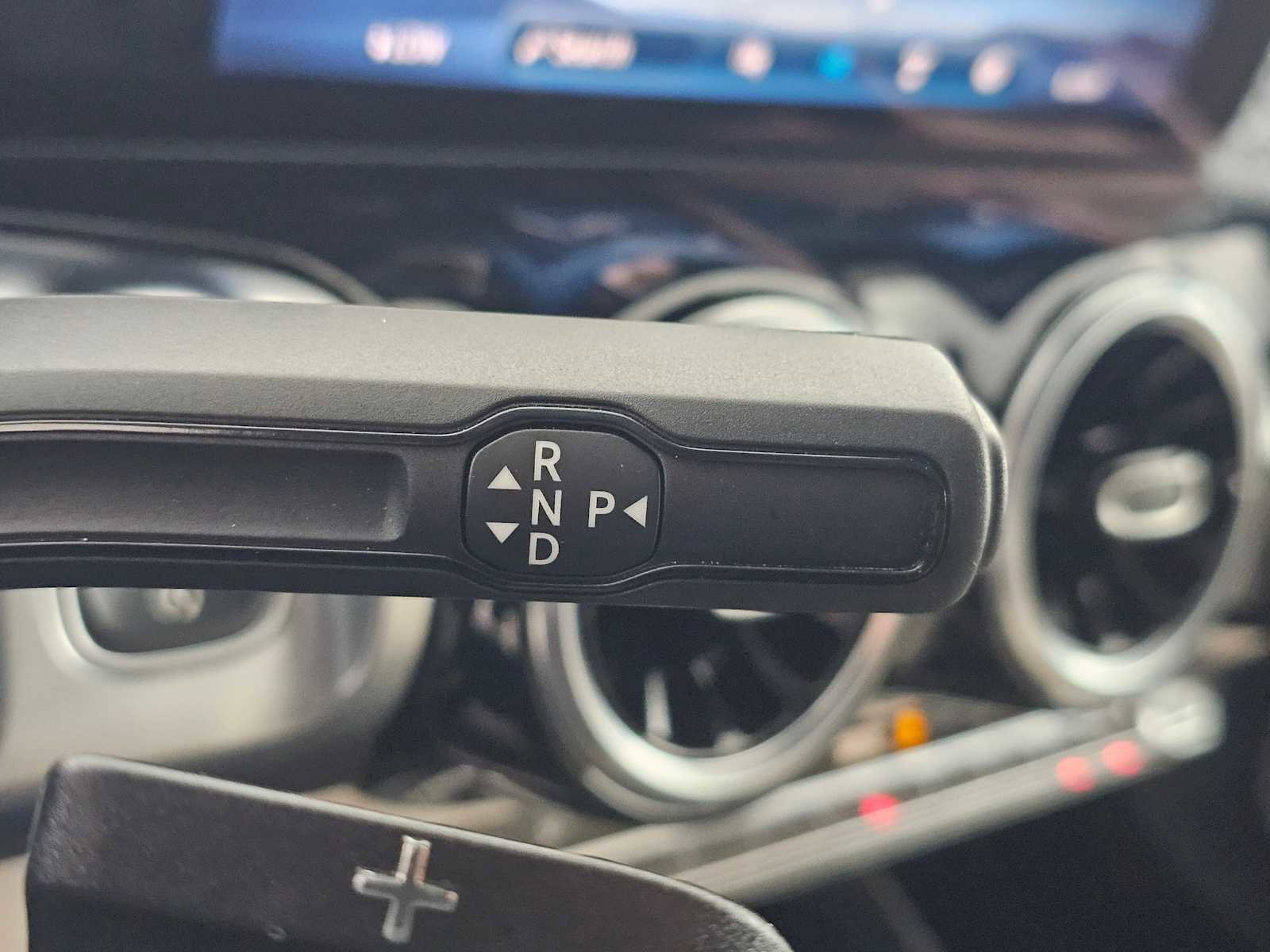 Used 2026 Mercedes-Benz GLB 250 image 31