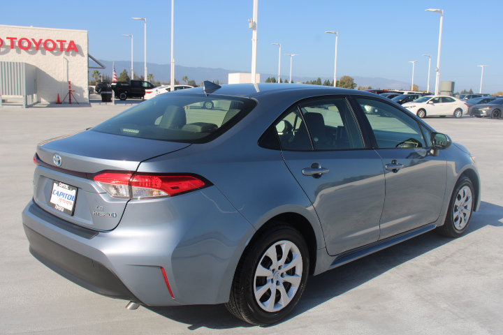 Certified 2024 Toyota Corolla LE FWD image 3