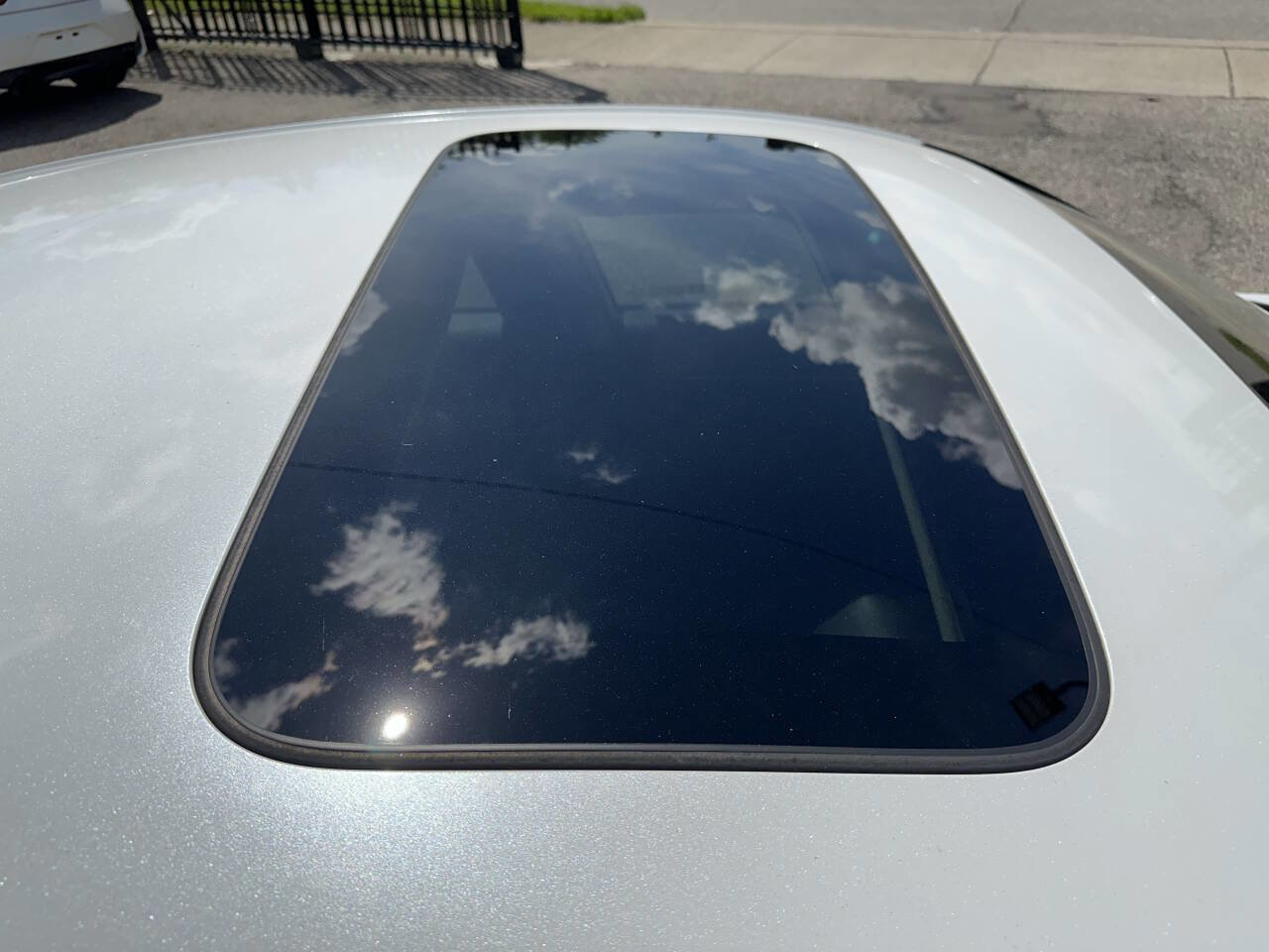 Used 2018 Honda Accord EX-L image 9