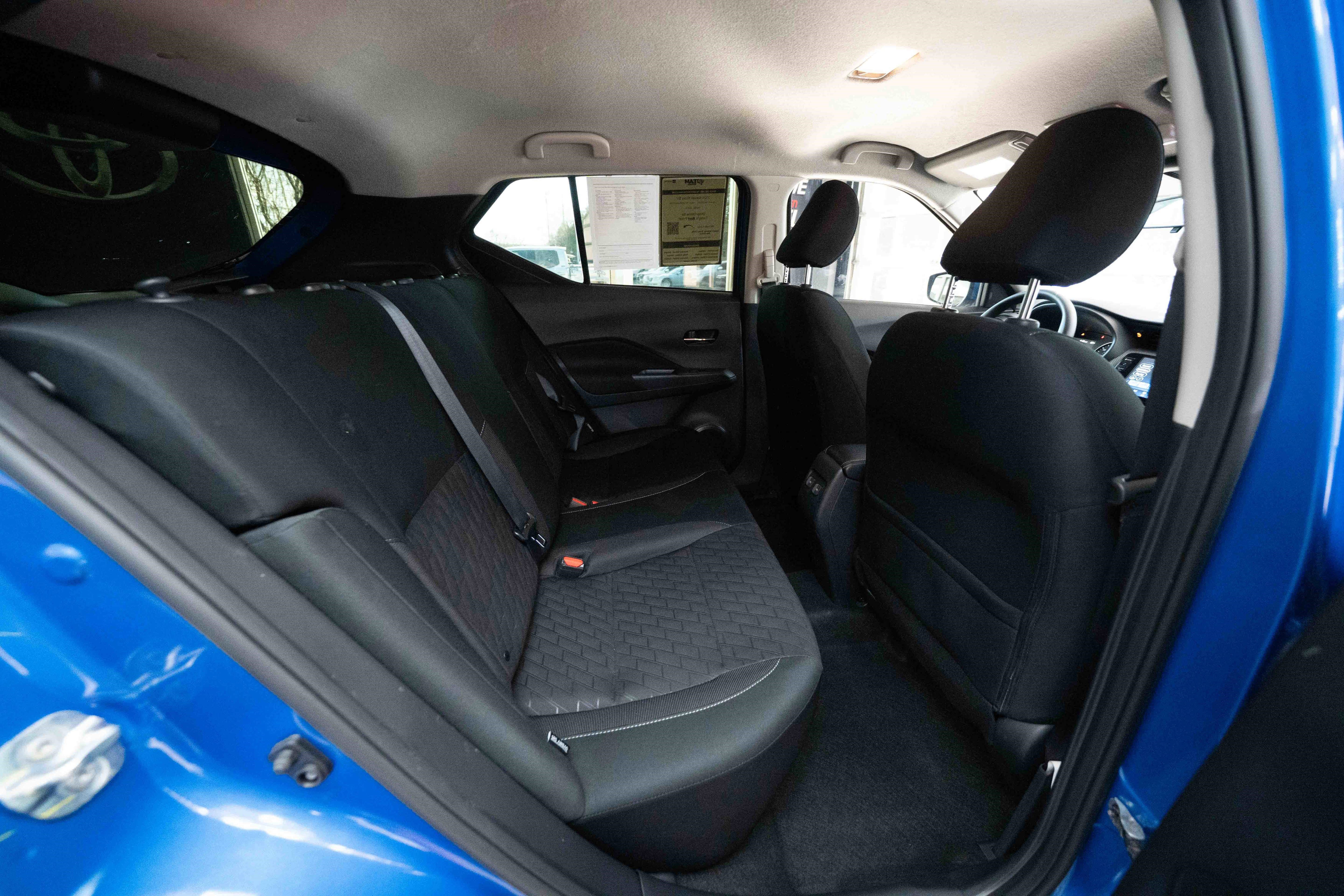 Used 2024 Nissan Kicks SV image 23