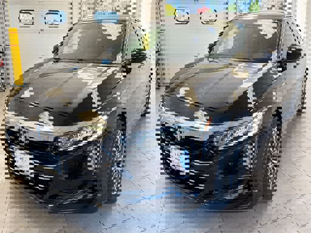 Used 2022 Honda Accord Hybrid image 4