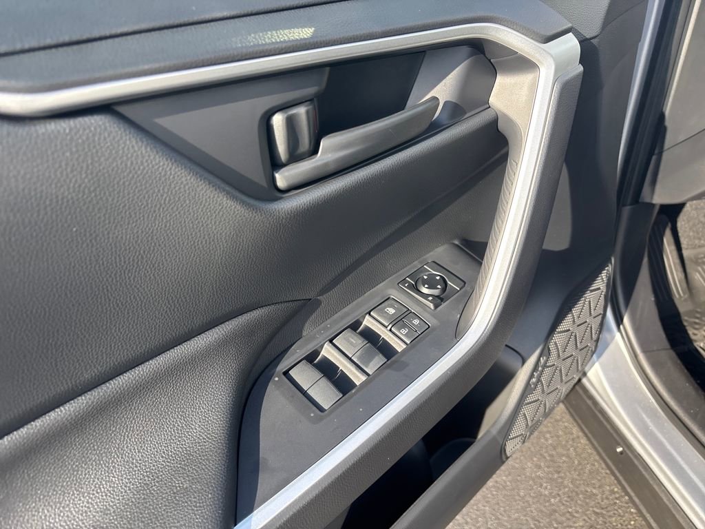 New 2025 Toyota RAV4 LE image 11