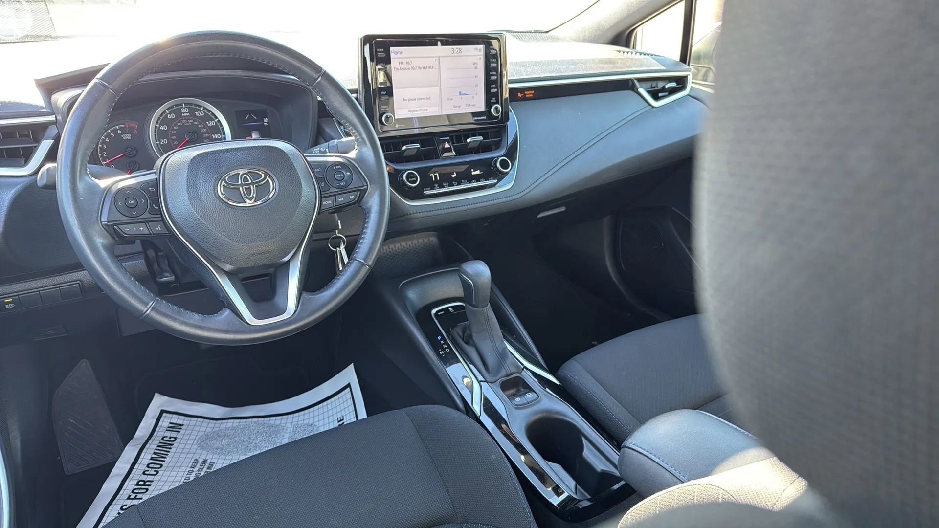 Used 2022 Toyota Corolla SE FWD image 11