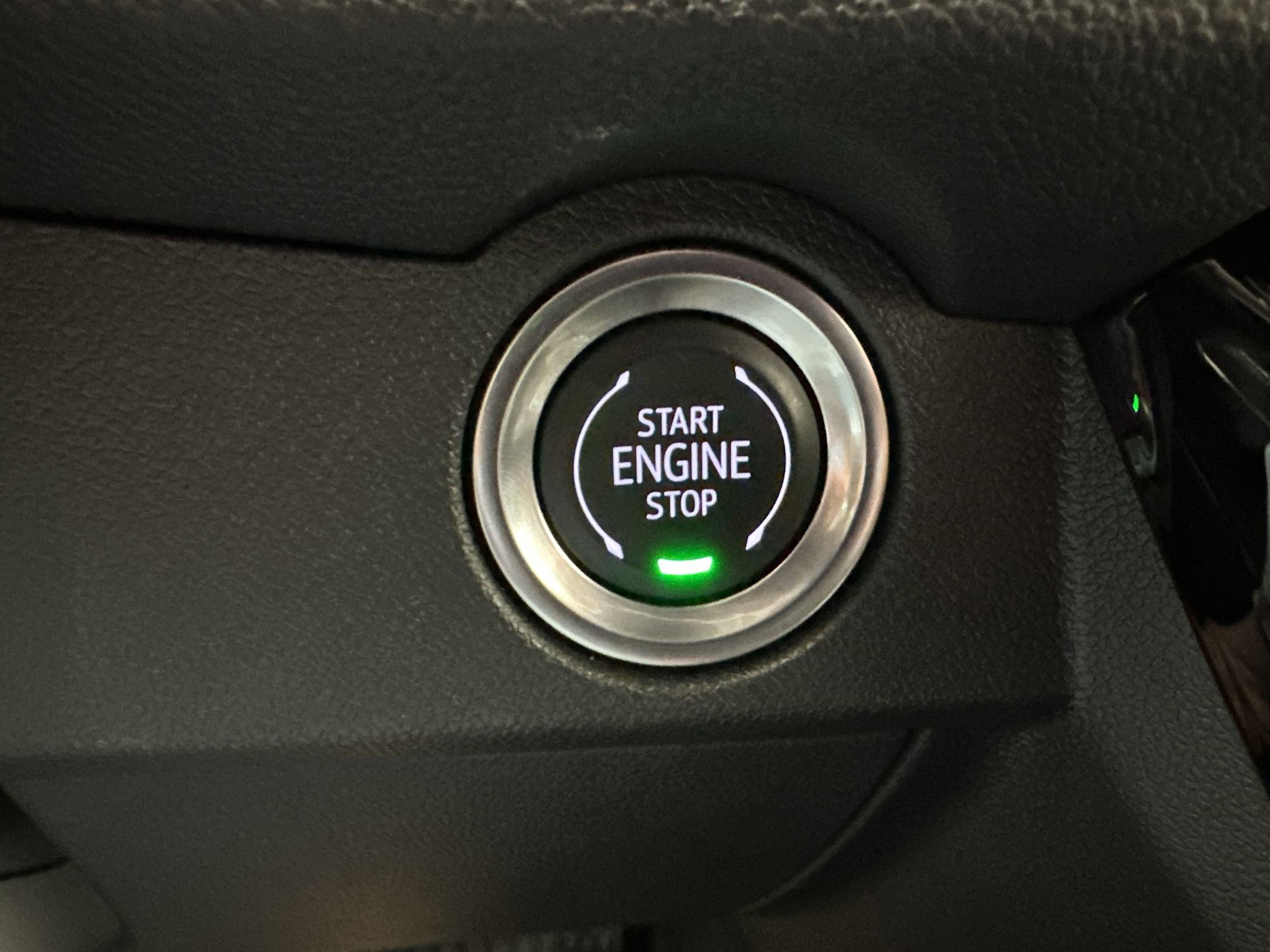 Certified 2025 Chevrolet Traverse Z71 w/ Enhanced Driving Package image 26