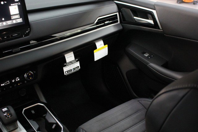 New 2026 Mitsubishi Outlander SE image 21