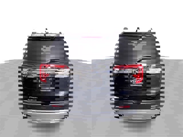 Used 2021 GMC Acadia SLE w/ Driver Convenience Package image 7