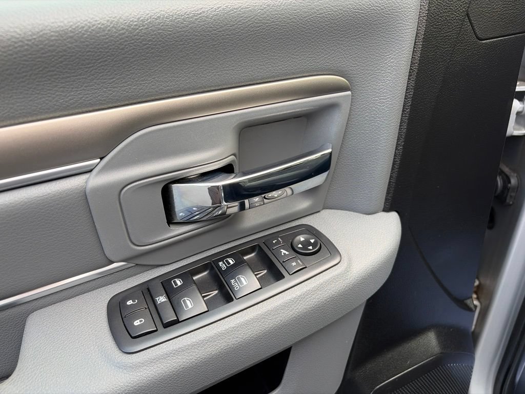 Used 2018 RAM 1500 Big Horn AWD/4WD image 16