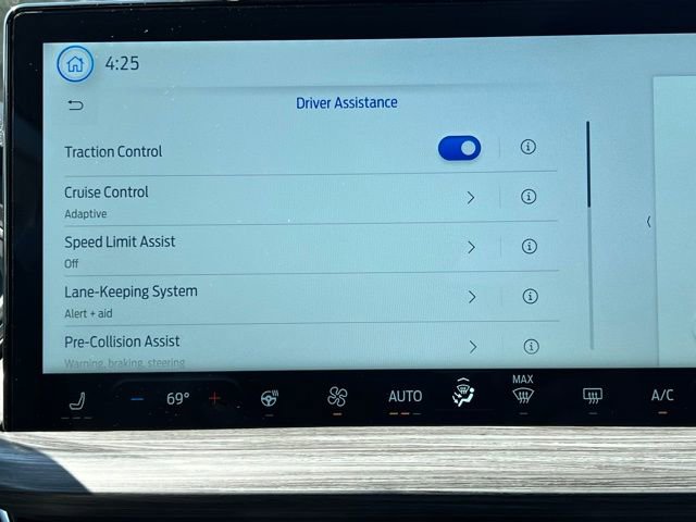 New 2025 Ford Escape SE w/ PHEV Premium Package image 37