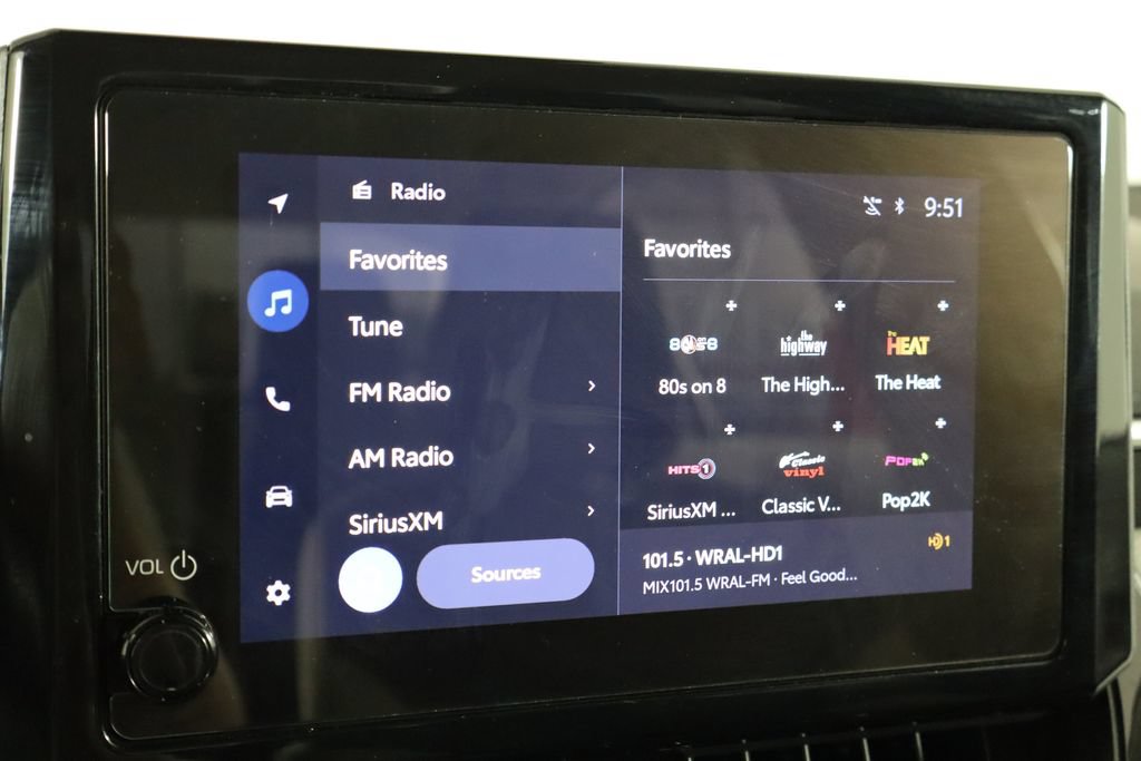 Used 2025 Toyota Corolla LE FWD image 28