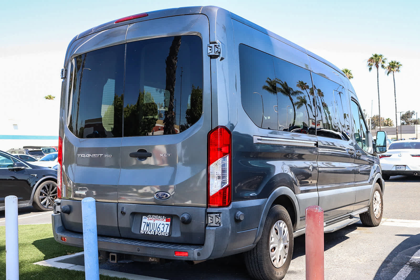 Used 2015 Ford Transit 350 XLT RWD image 6