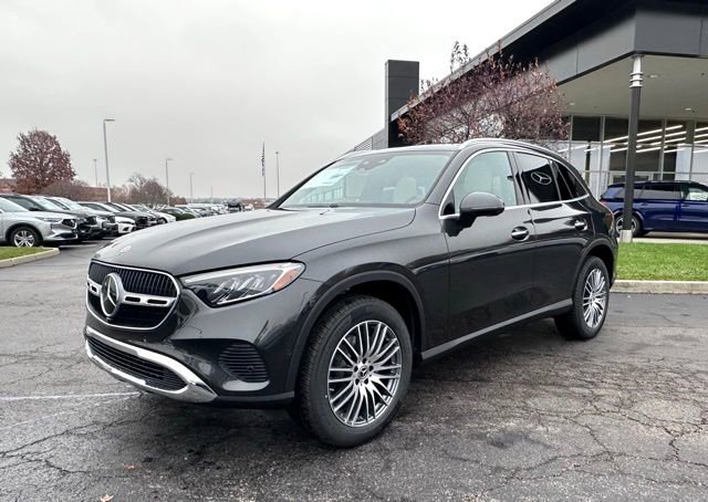 Certified 2026 Mercedes-Benz GLC 300 4MATIC image 3