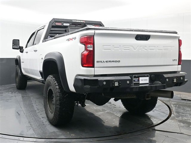 Used 2020 Chevrolet Silverado 2500 LTZ w/ Technology Package image 12