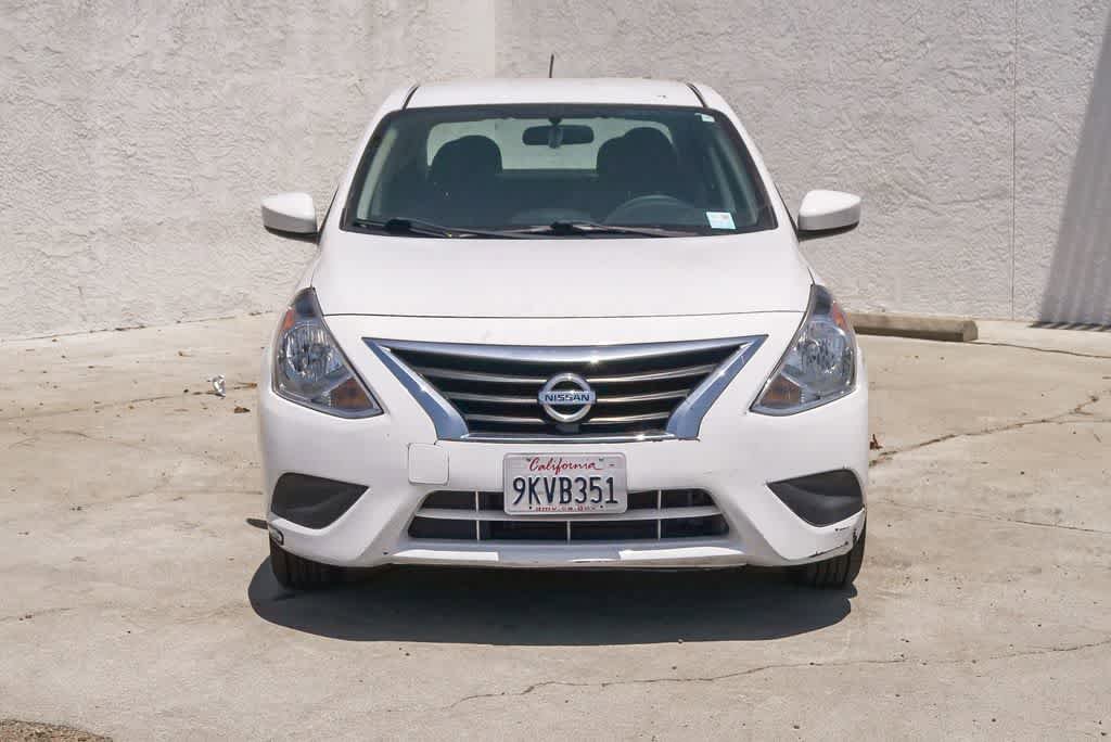 Used 2017 Nissan Versa SV FWD image 2