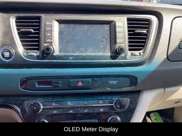 Used 2017 Kia Sedona LX w/ LX Essentials Premium Package image 13