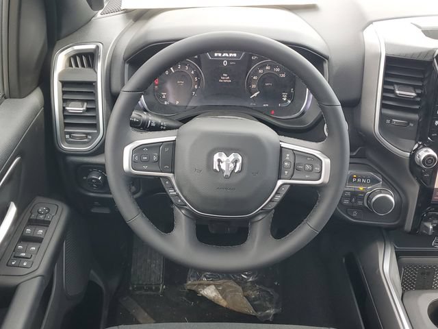 New 2026 RAM 1500 Big Horn AWD/4WD image 13