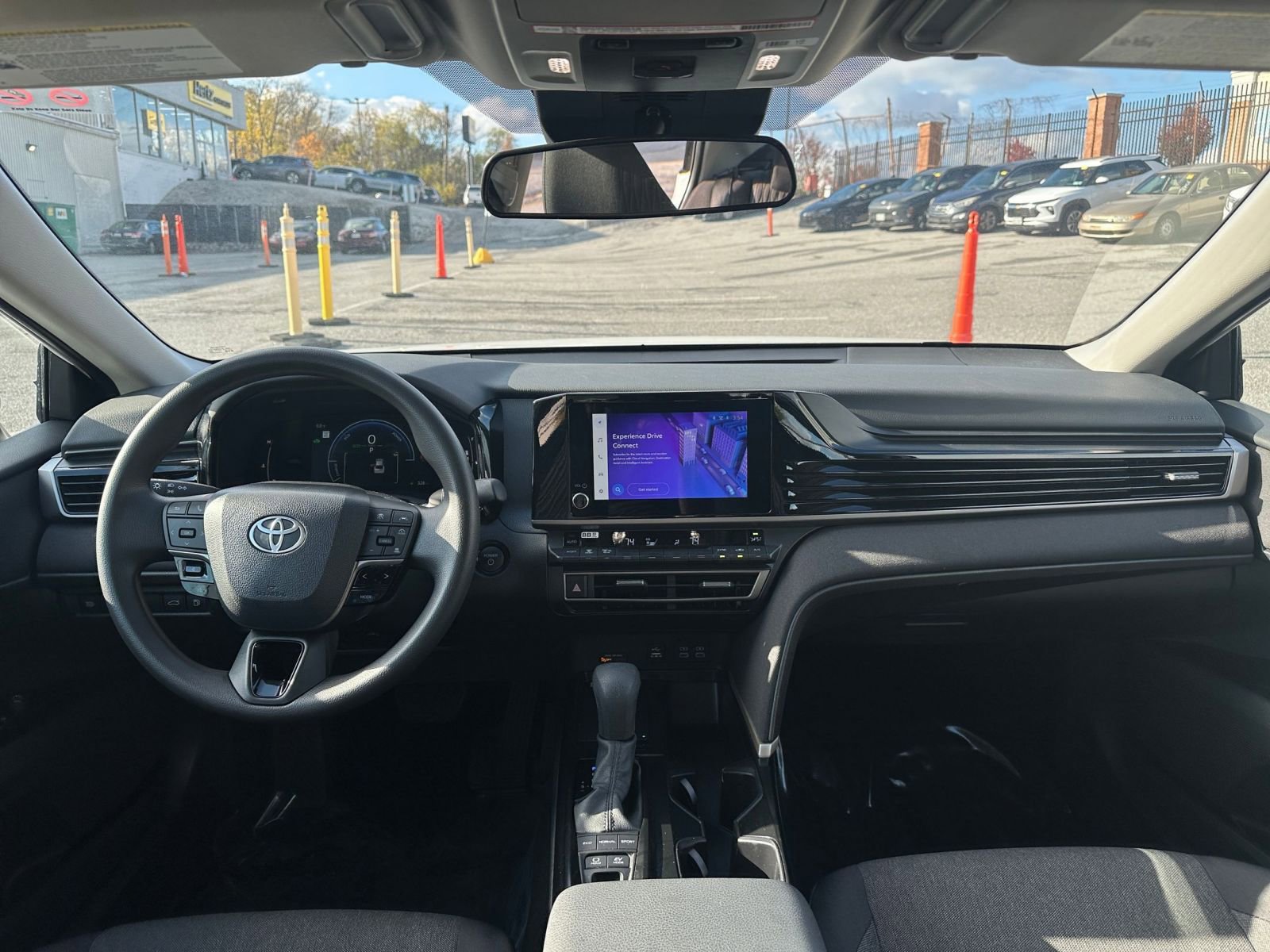 Used 2025 Toyota Camry LE image 32