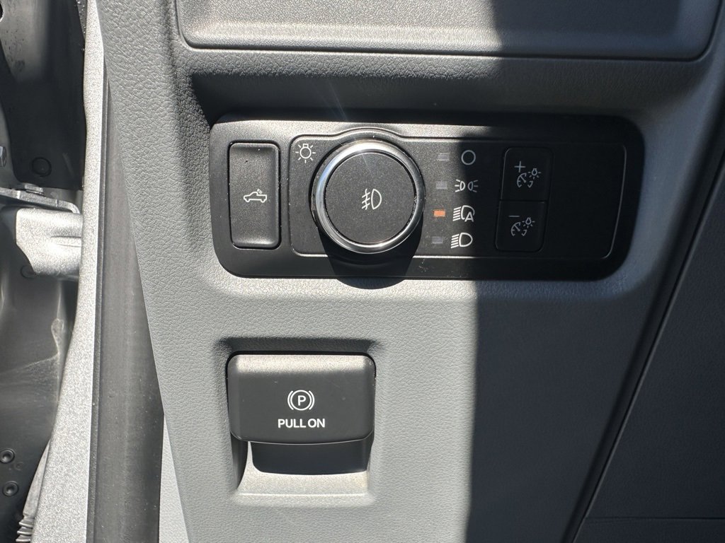 Used 2022 Ford F150 XLT w/ Equipment Group 301A Mid image 4