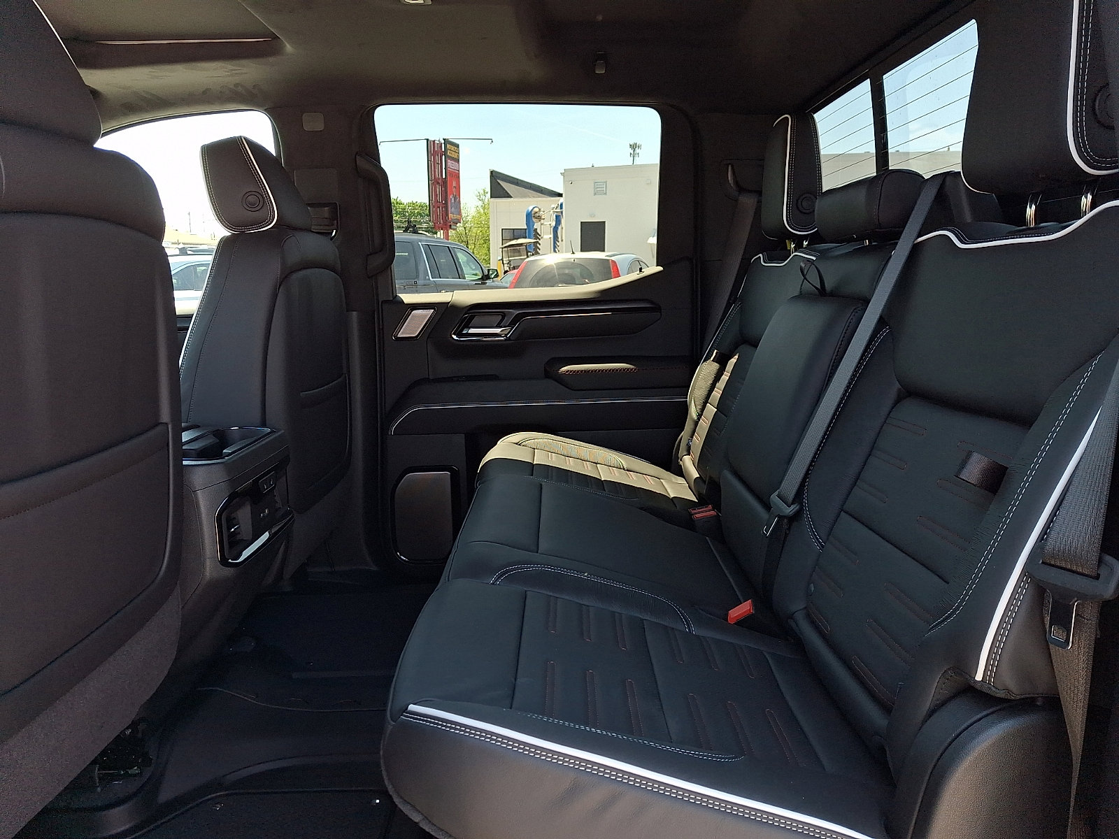 New 2026 GMC Sierra 1500 AT4X AWD/4WD image 5