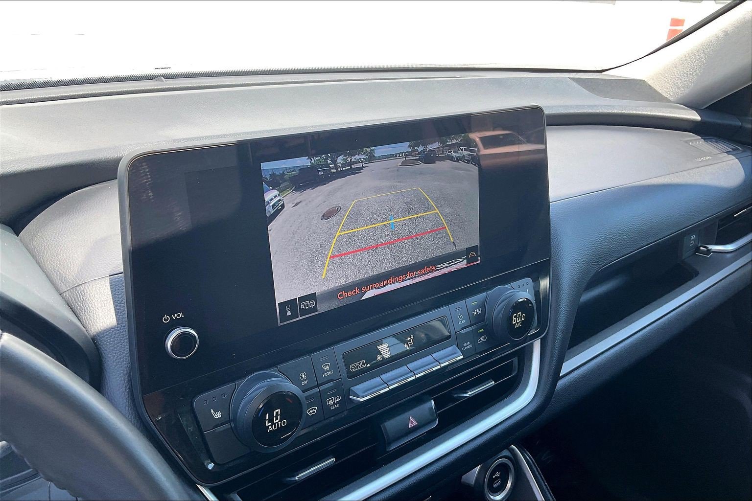 Used 2024 Toyota Grand Highlander AWD image 26