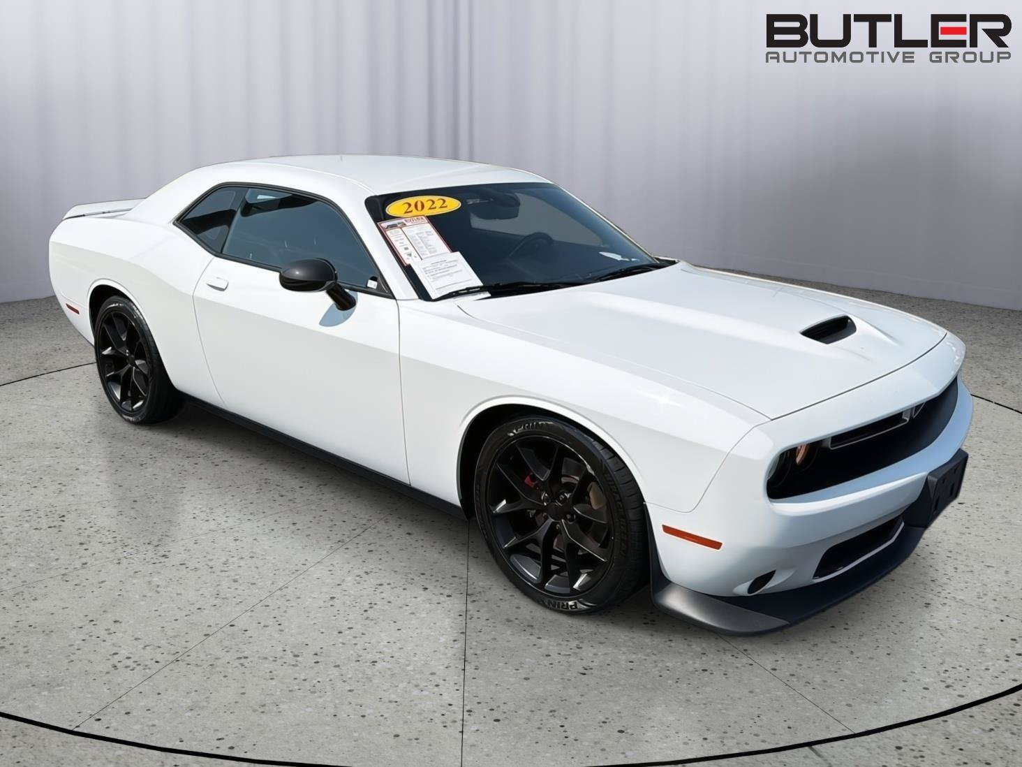 Used 2022 Dodge Challenger GT RWD image 8