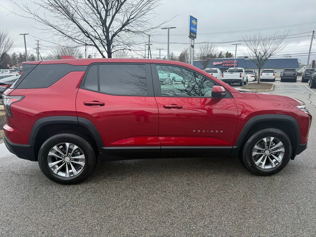 Used 2025 Chevrolet Equinox LT AWD/4WD image 6