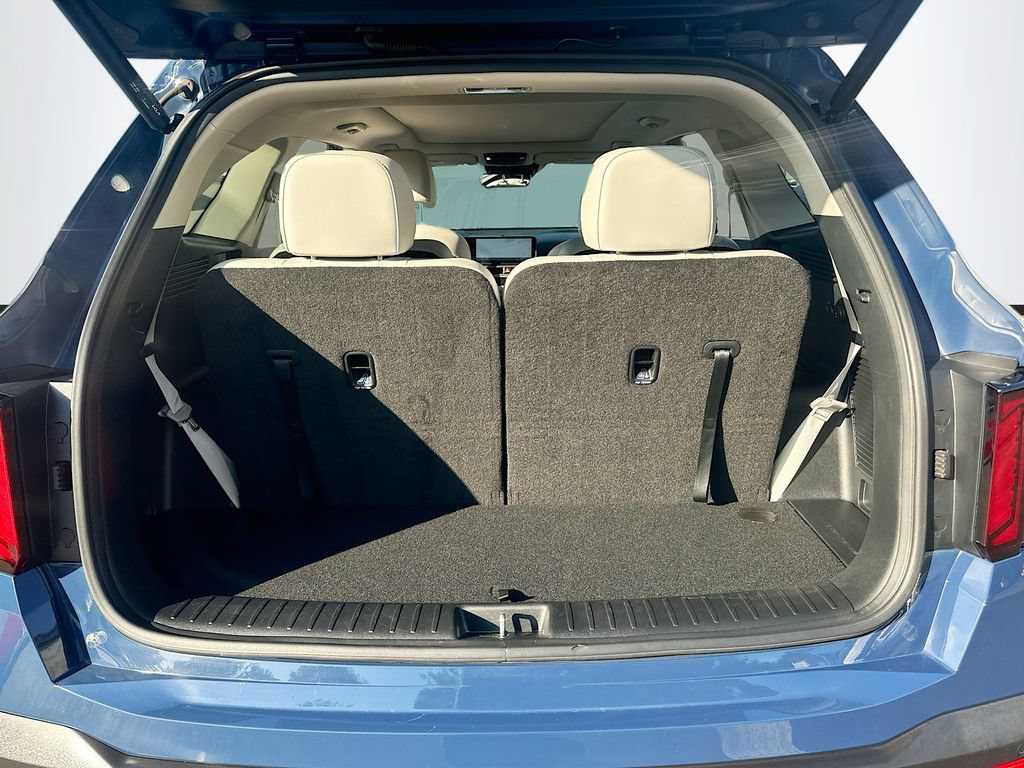 Certified 2025 Kia Sorento EX w/ Panoramic Sunroof Package FWD image 26