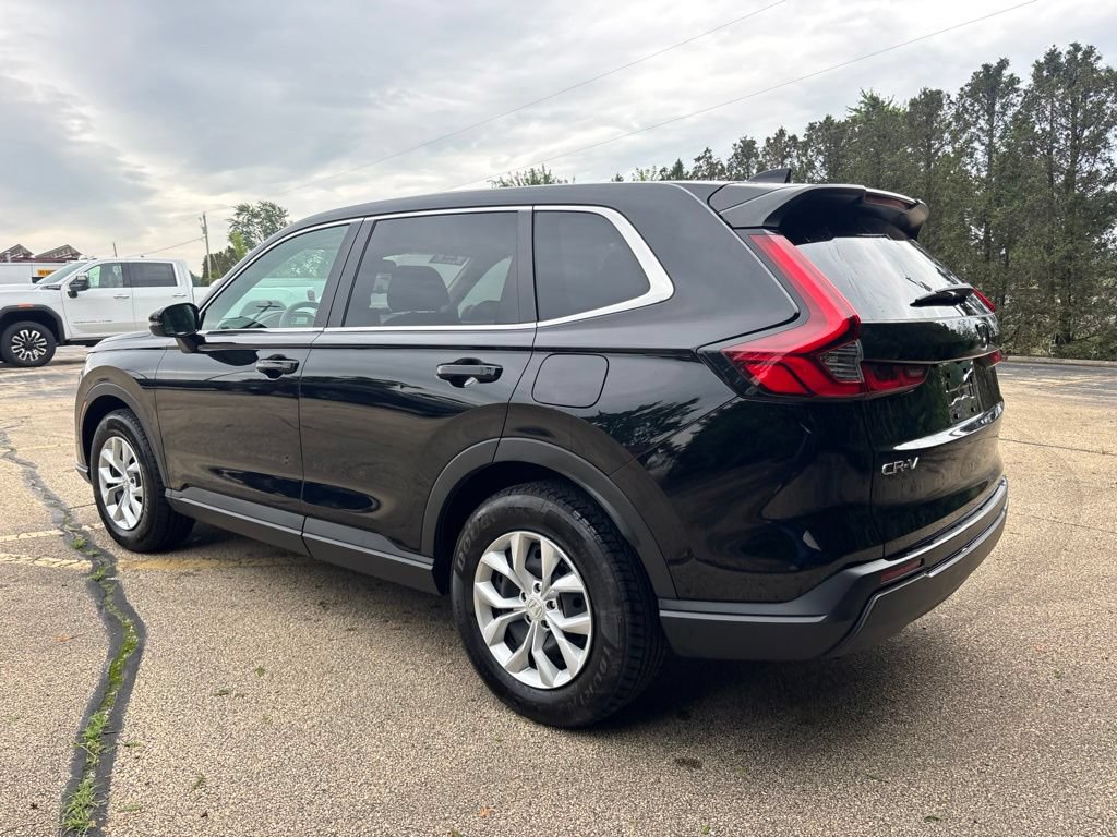 Used 2025 Honda CR-V LX image 5