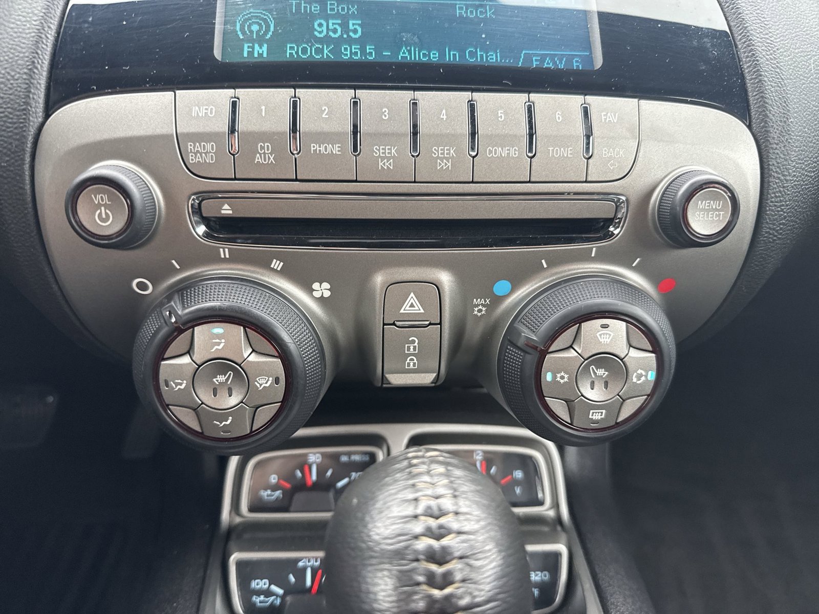 Used 2011 Chevrolet Camaro SS RWD image 19