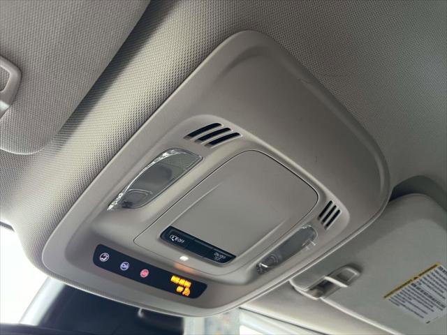 Certified 2023 Buick Envision Essence image 30