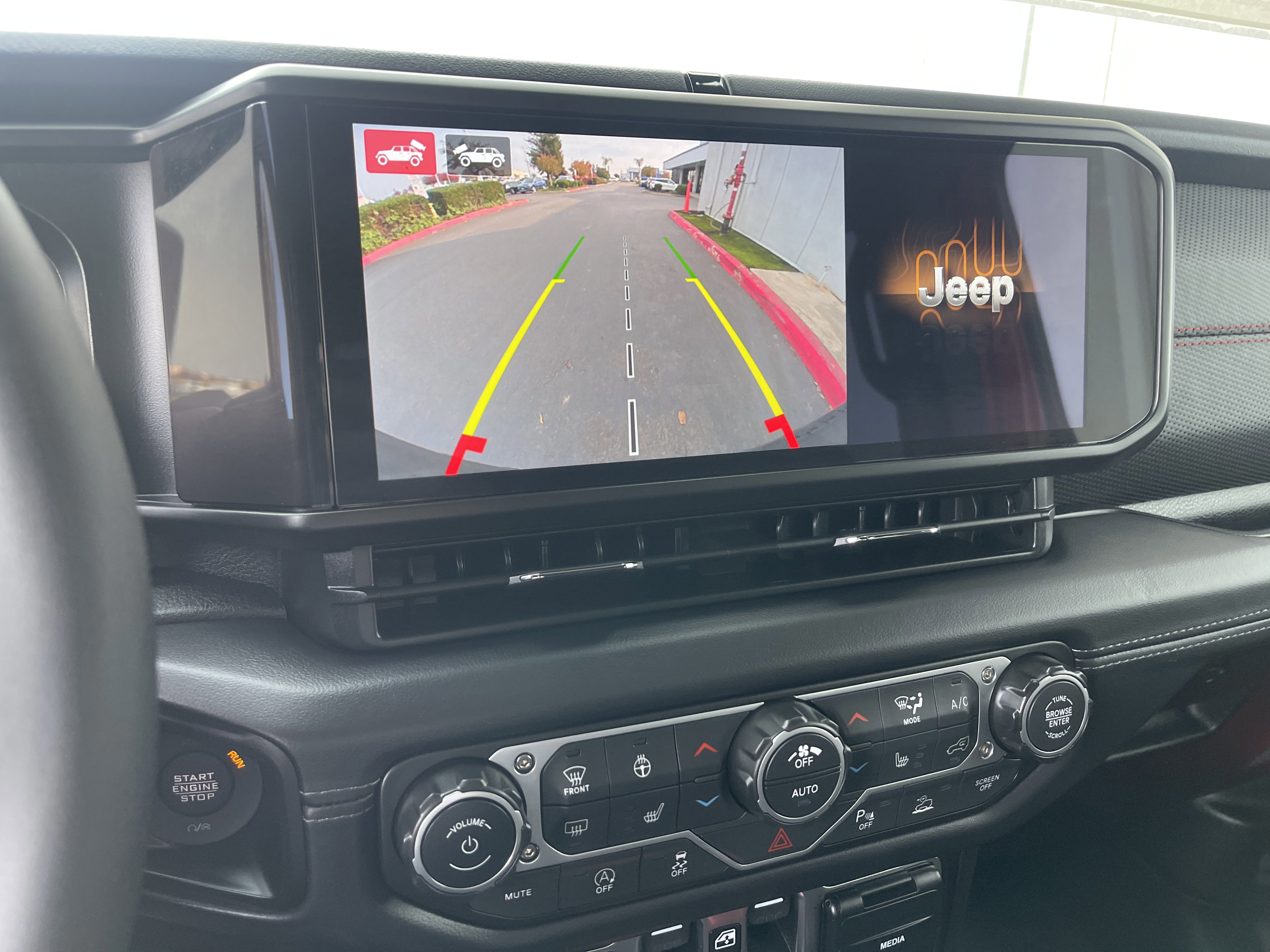 New 2026 Jeep Wrangler Unlimited Rubicon image 31