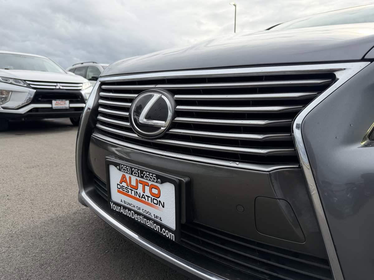 Used 2014 Lexus LS 460 w/ Comfort Package RWD image 10