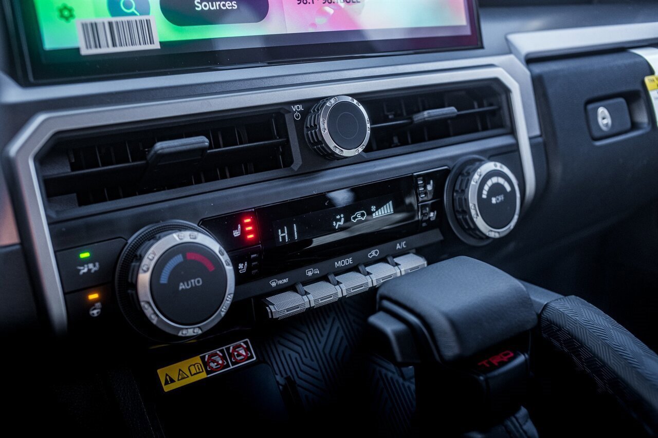 Used 2025 Toyota 4Runner TRD Off-Road Premium image 27