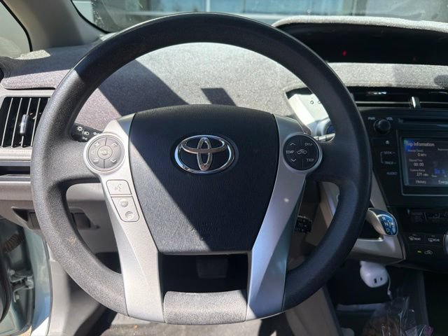 Used 2013 Toyota Prius V Three FWD image 7