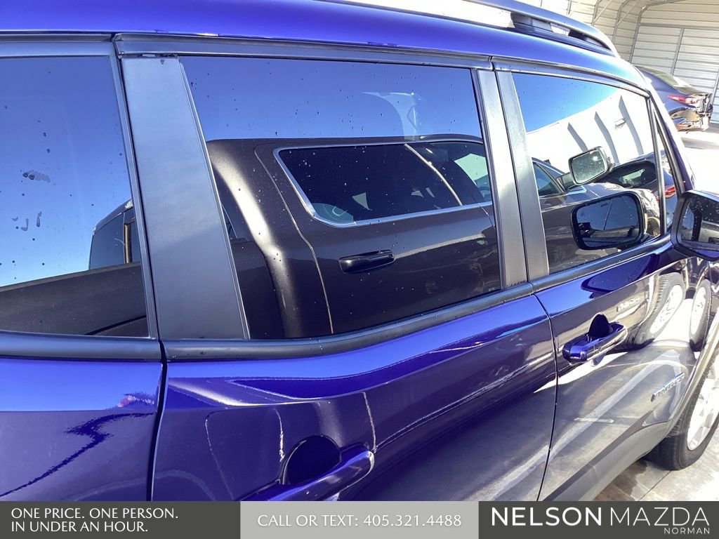 Used 2021 Jeep Renegade Latitude w/ Convenience Group image 9