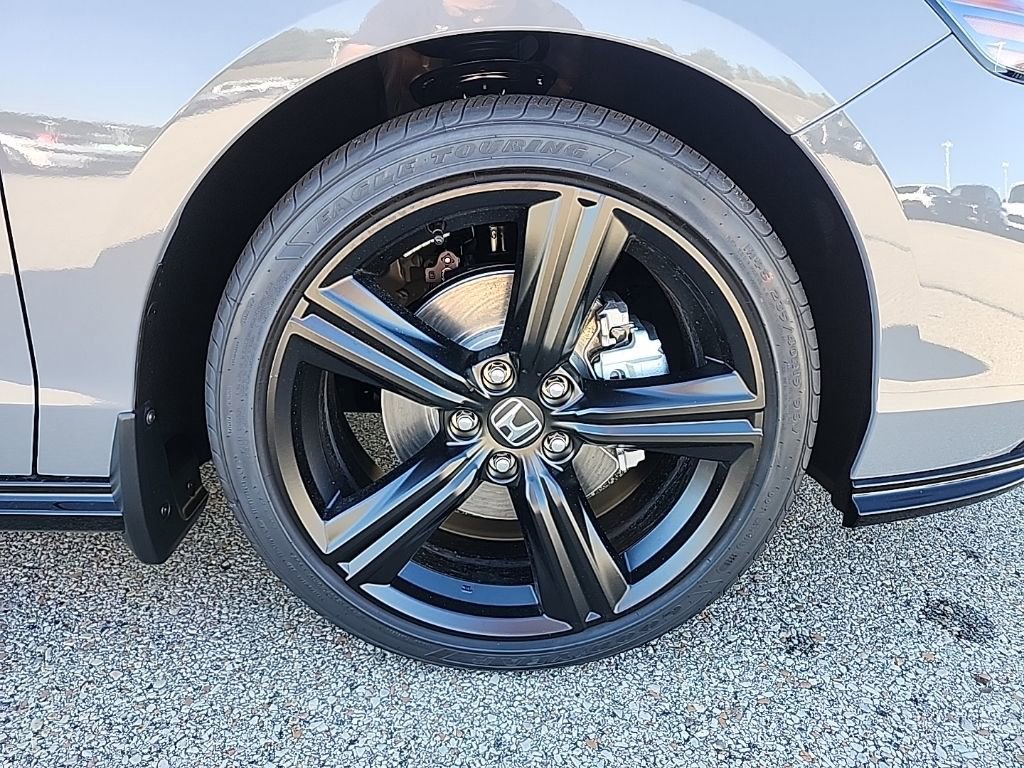 New 2025 Honda Accord Sport image 9