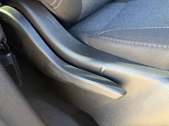 Used 2025 GMC Acadia Elevation image 31