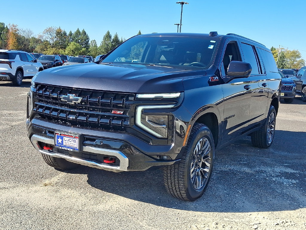 Used 2025 Chevrolet Suburban Z71 AWD/4WD image 5
