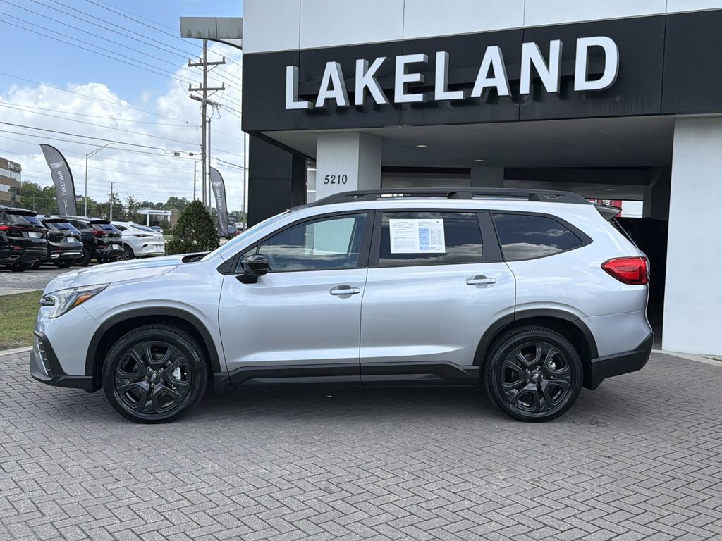 Certified 2025 Subaru Ascent Bronze Edition w/ Onyx Package image 2