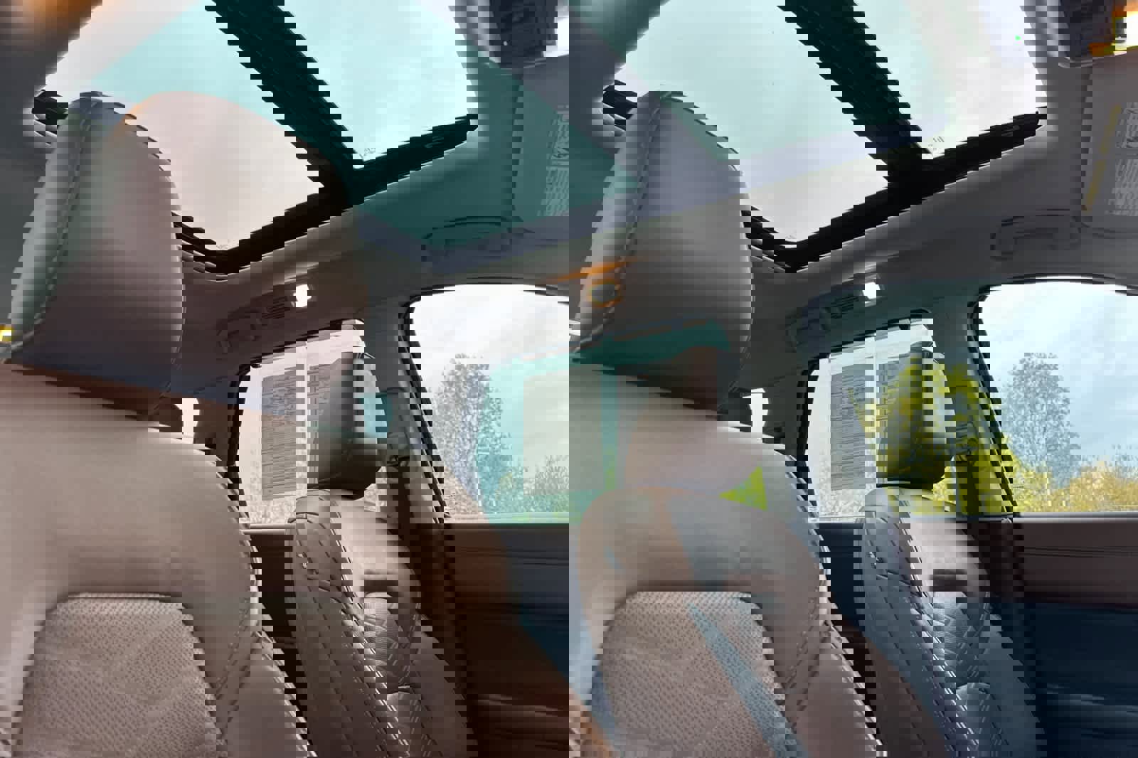 Used 2023 Nissan Pathfinder Platinum image 18