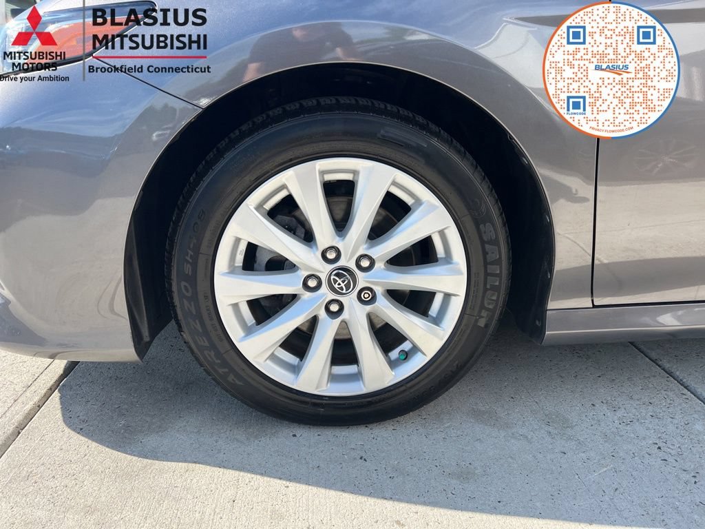 Used 2018 Toyota Camry LE FWD image 15