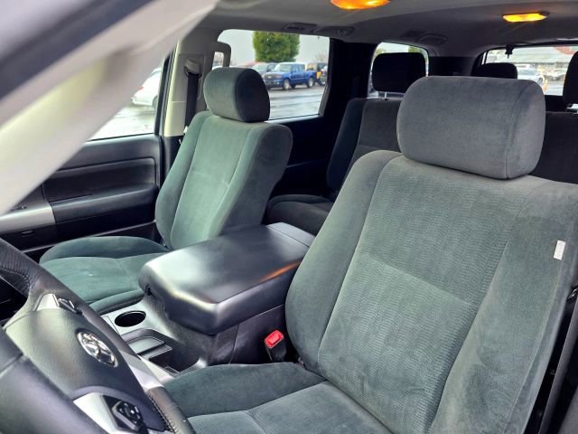 Used 2015 Toyota Sequoia SR5 image 25