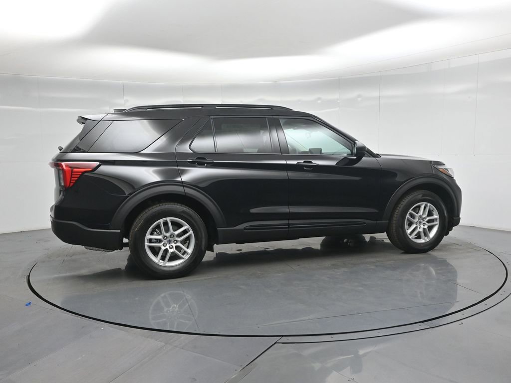 New 2026 Ford Explorer Active RWD image 25