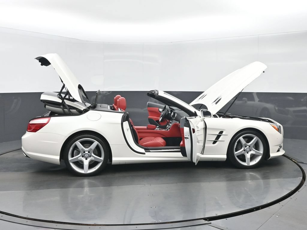 Used 2016 Mercedes-Benz SL 550 image 34