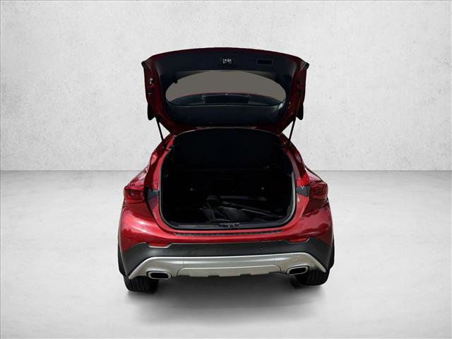 Used 2019 INFINITI QX30 AWD w/ Navigation Package image 7