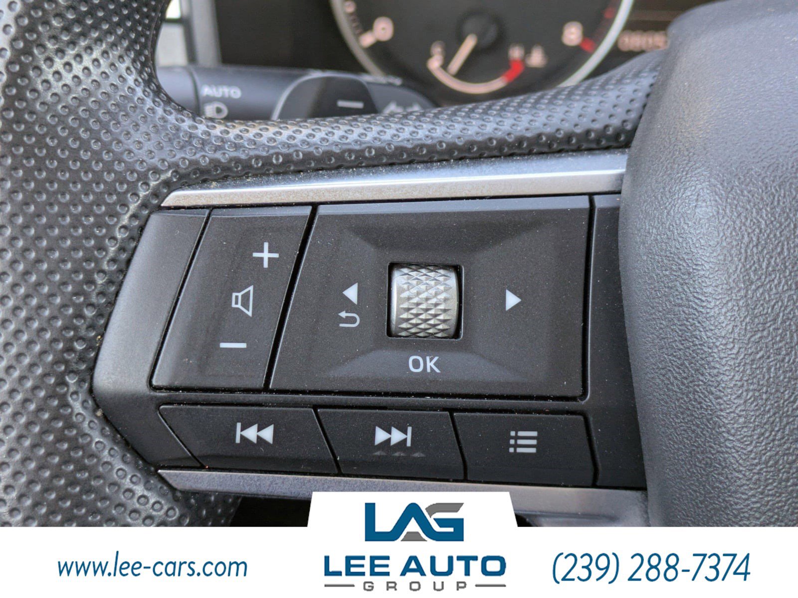 Used 2024 Mitsubishi Outlander ES image 17