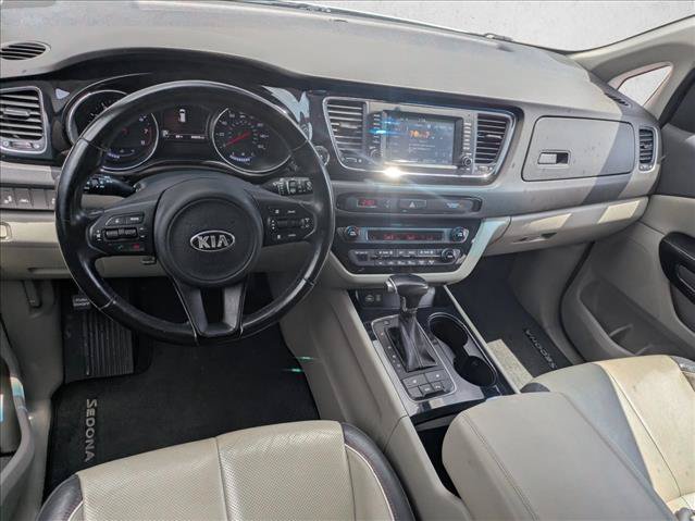 Used 2018 Kia Sedona EX FWD image 15