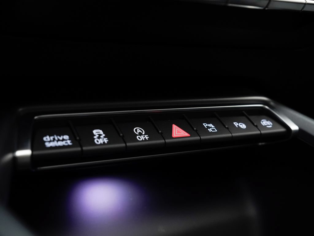 Certified 2025 Audi A3 2.0T Premium Plus w/ Premium Plus Package AWD/4WD image 28