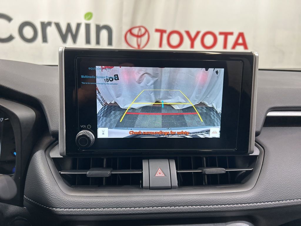 Used 2025 Toyota RAV4 XLE image 30