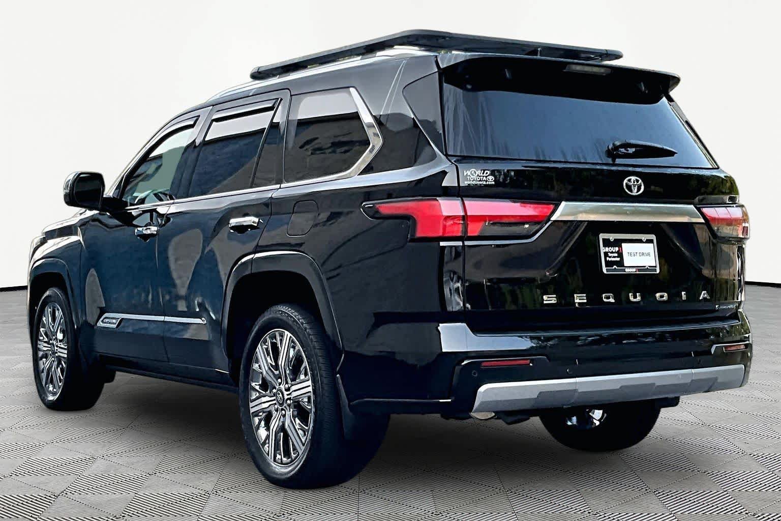 Certified 2025 Toyota Sequoia Capstone AWD/4WD image 12